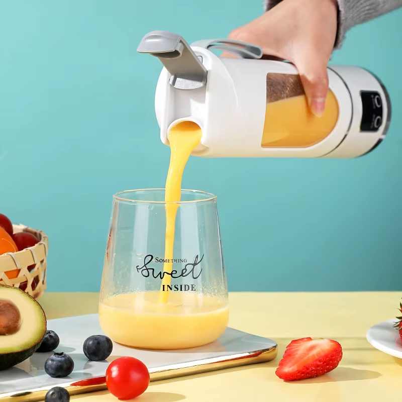 BlendMixer — przenośny blender